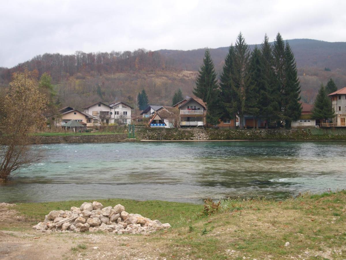 Alfa Apartamento Kulen Vakuf Exterior foto