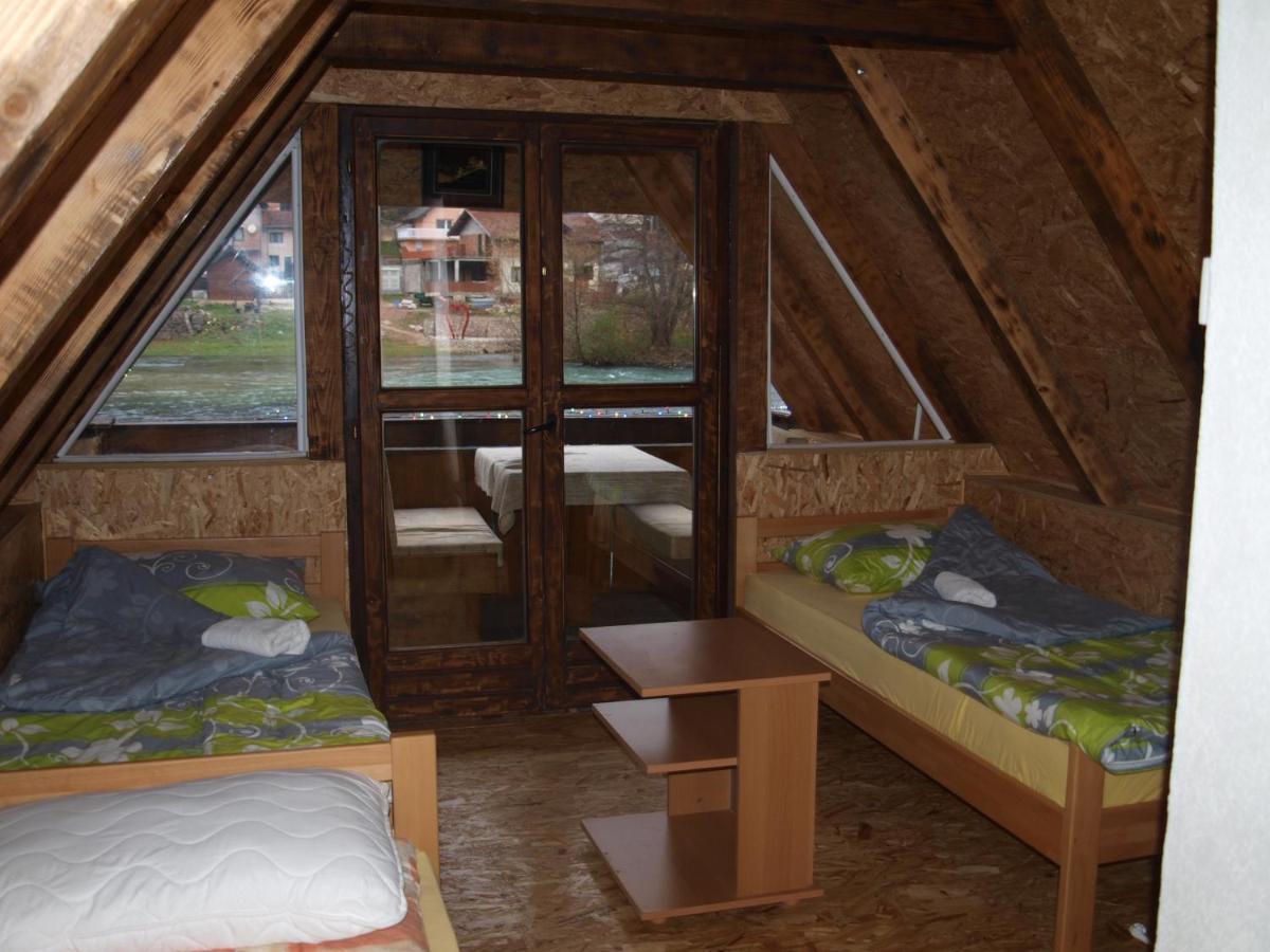 Alfa Apartamento Kulen Vakuf Exterior foto